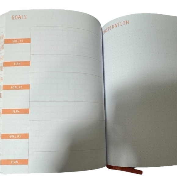 Pen Gear Fitness Log Book Journal & Workout Planner Goal Tracking 156 Page 8 X 6 - Picture 4 of 11